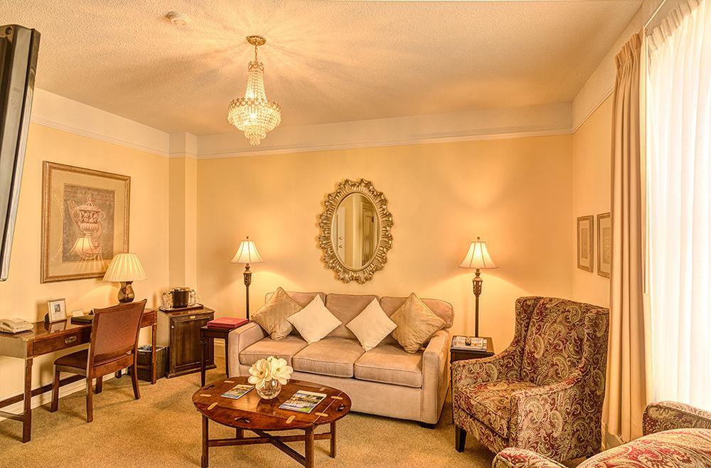The Inn At The Union Club Of British Columbia Виктория Экстерьер фото